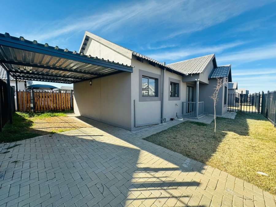 3 Bedroom Property for Sale in Bloemspruit Free State